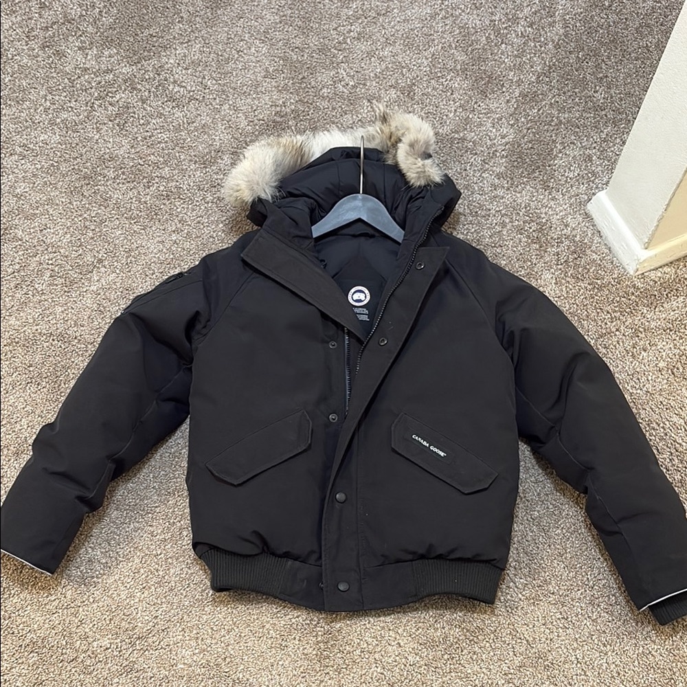 Black Hooded Jacket with Fur Trim Canada, goose jacket